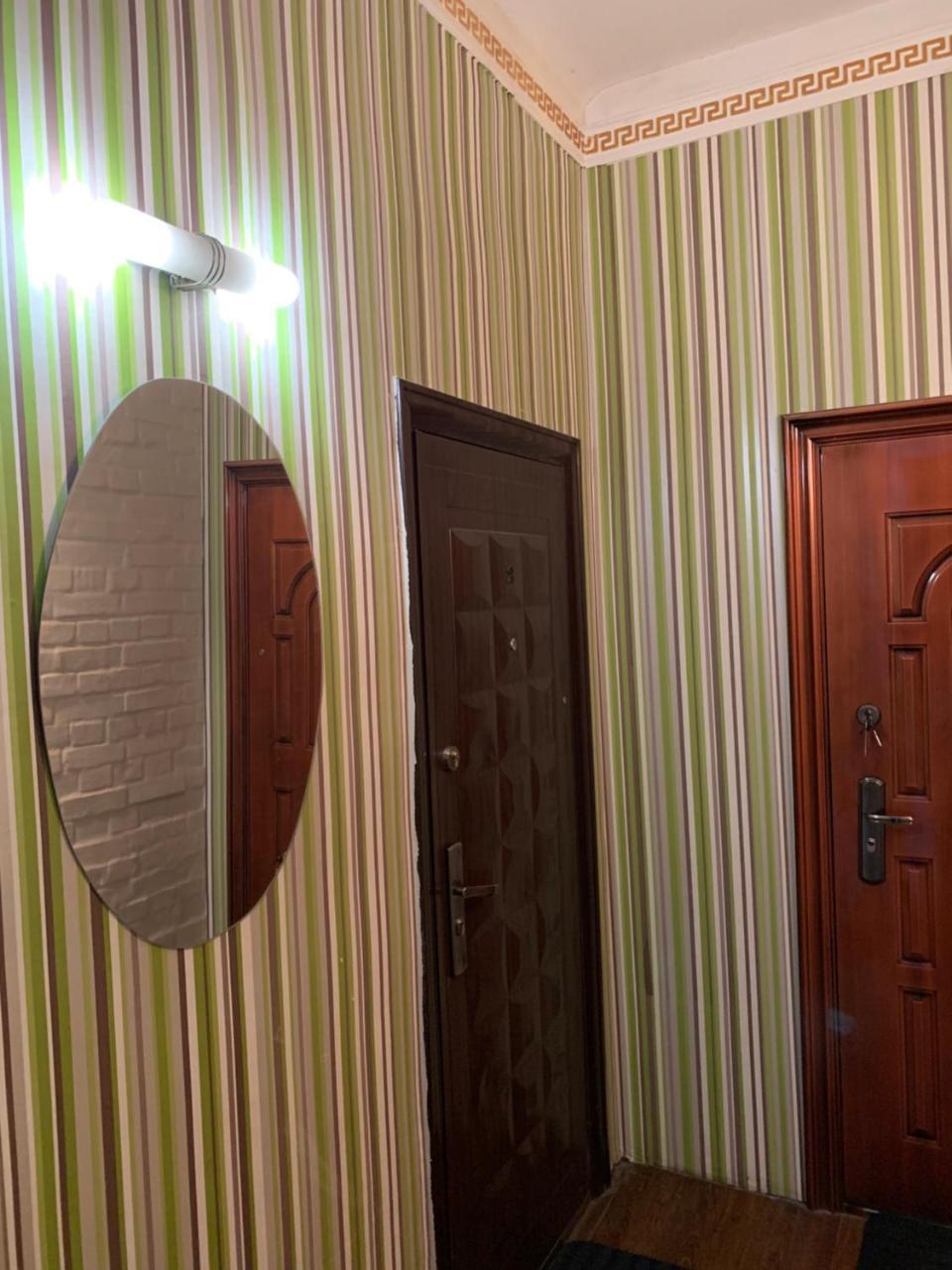Apartament On Chernihivska Kiev Exterior foto